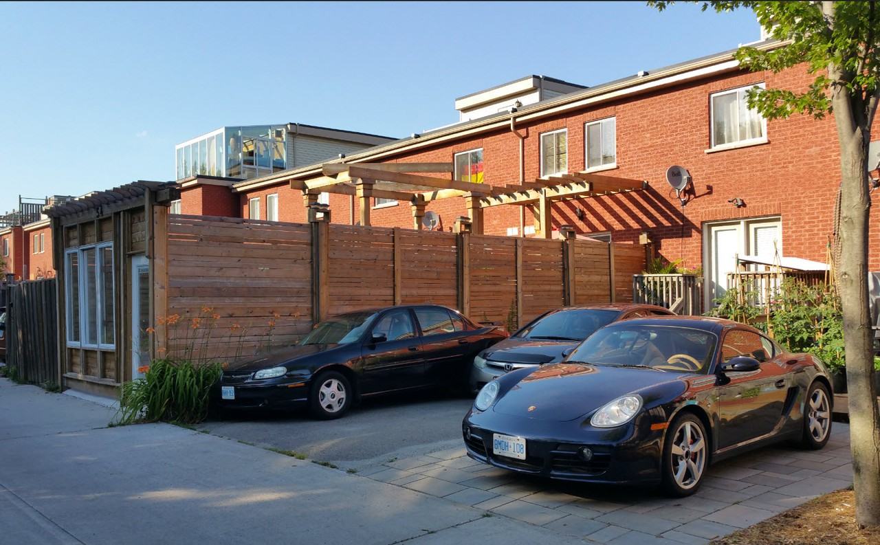 Dupont St & Osler St - Photo 7 of 45