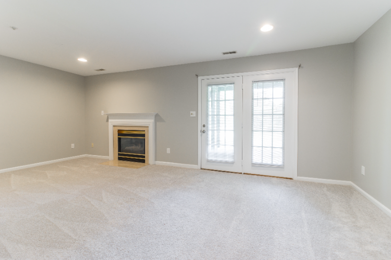 733 Mashie Ct - Photo 3 of 50