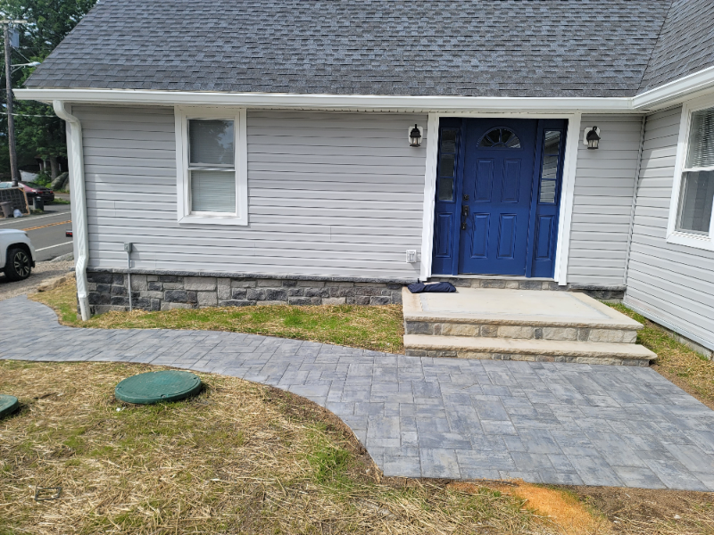 225 Lakeside Avenue - Photo 2 of 15