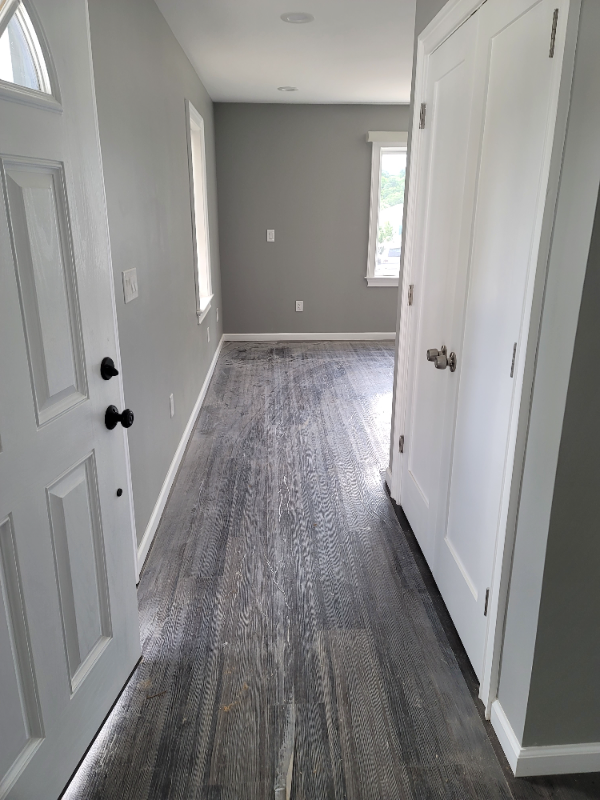 225 Lakeside Avenue - Photo 5 of 15