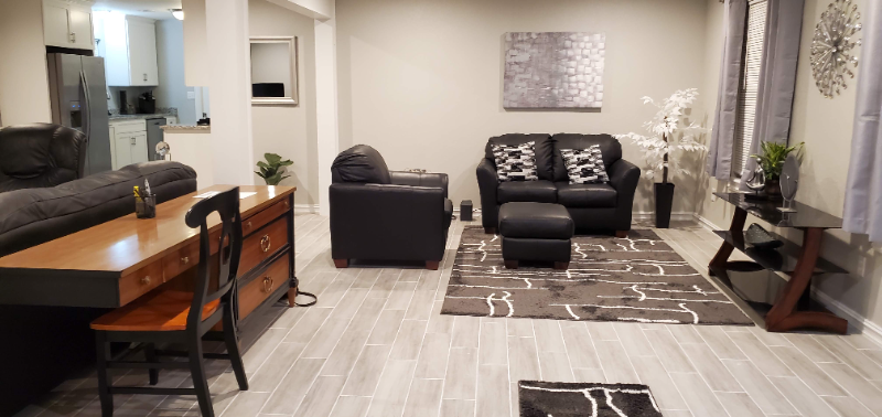 9012 E 39th St - Photo 3 of 16