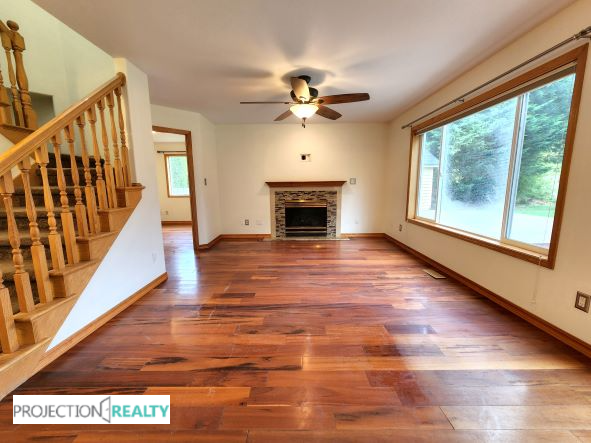 33994 Seven Oaks Dr #1 - Photo 4 of 26