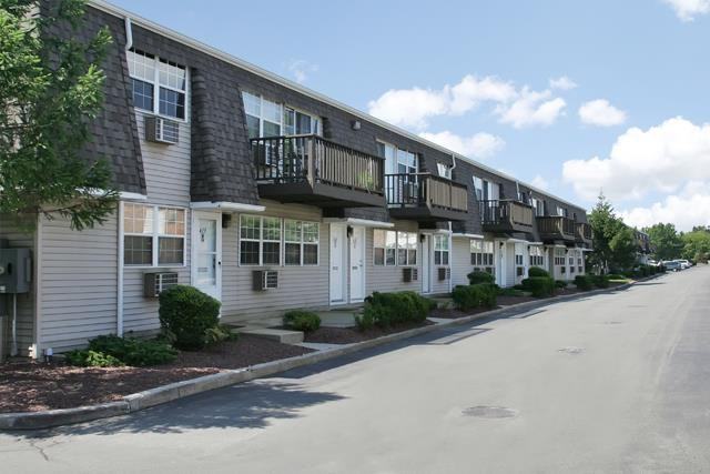Heatherwood House at Patchogue Apartments 77 Waverly Ave, Patchogue