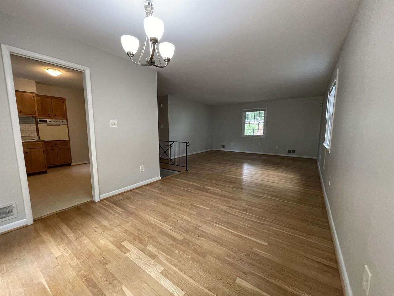 810 Loxford Ter #1 - Photo 4 of 24