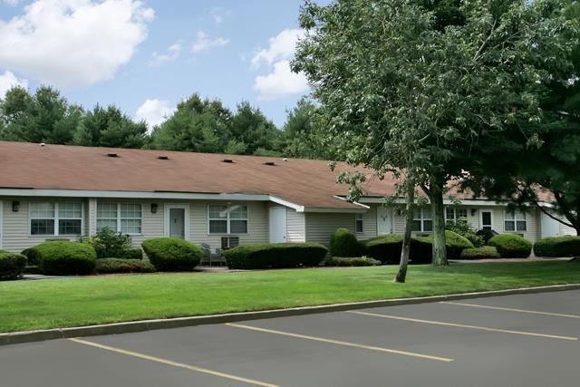 Crystal Pond Villas - Photo 2 of 19