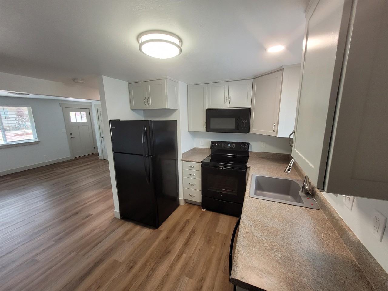 245 W 200 N #1 - Photo 4 of 24