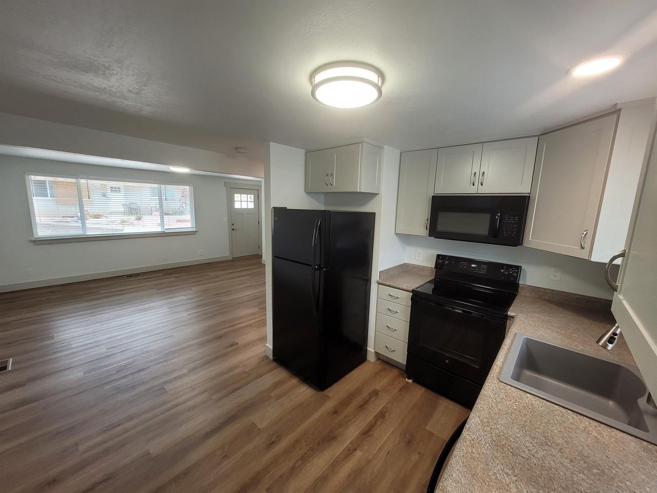 245 W 200 N #1 - Photo 6 of 24