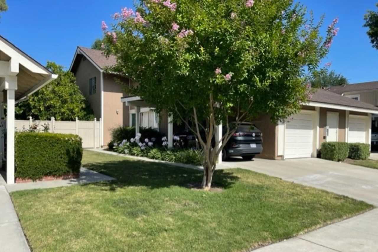 6828 Ponce Ave - Photo 2 of 17