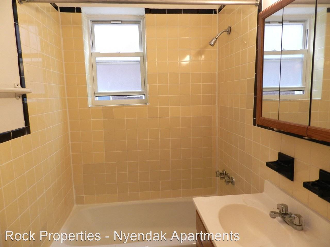 167 Lincoln Ave. - Photo 3 of 7