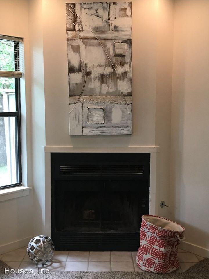 51 N Fletcher Ave - Photo 3 of 14