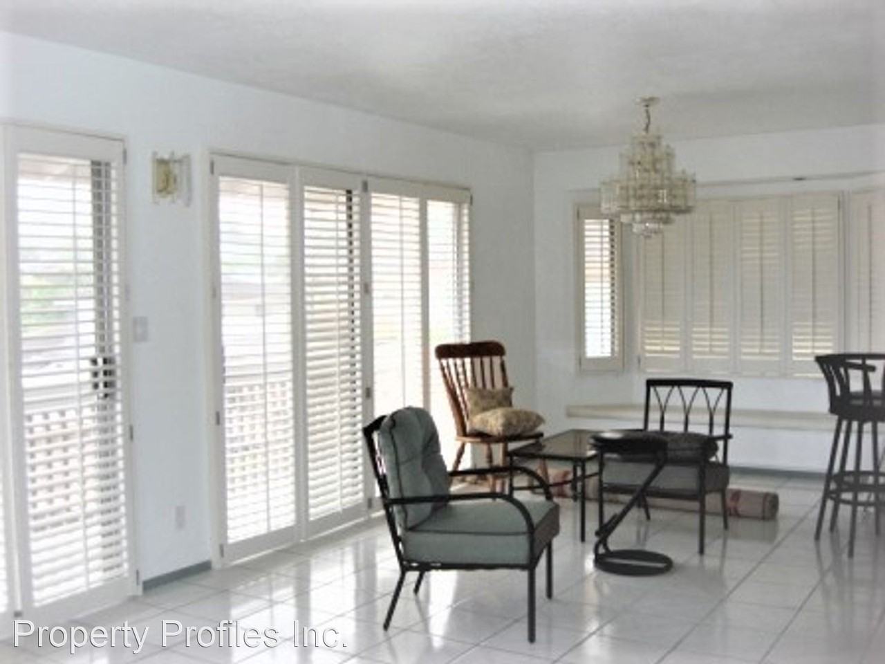 2753 Henry St. - Photo 3 of 12