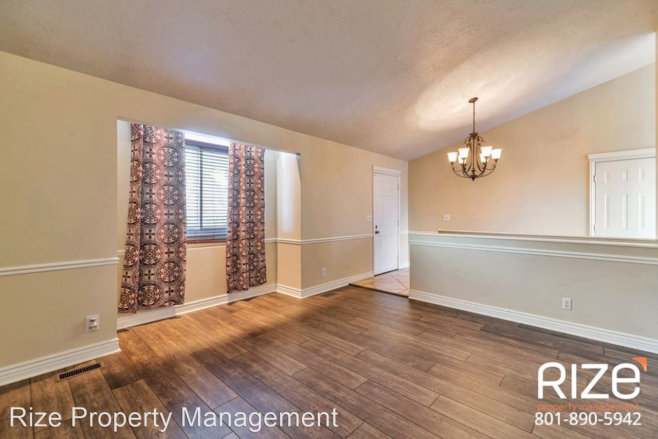 2278 E 2900 N - Photo 3 of 15