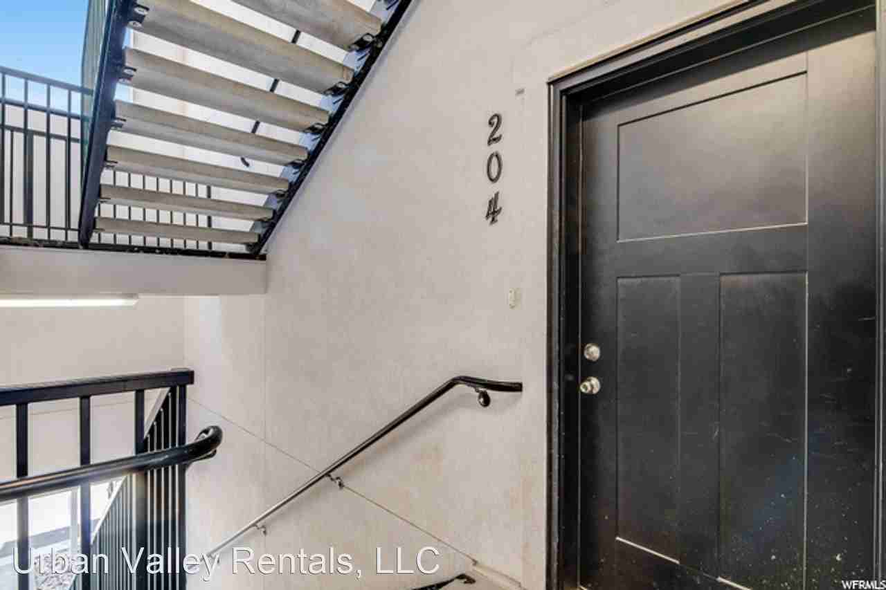 3765 W 1850 N - Photo 2 of 16