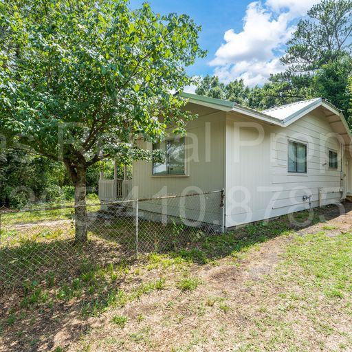 517 6th St - Photo 2 of 26