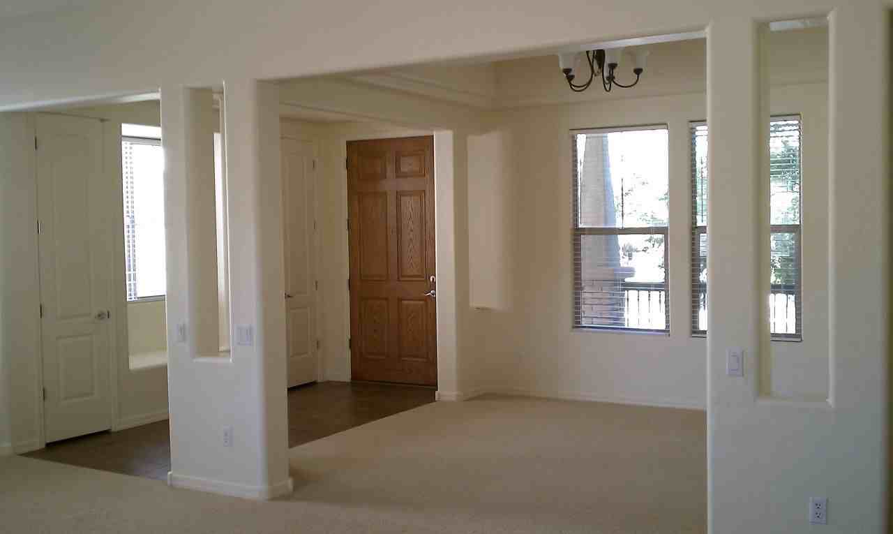 4008 N Sidney St - Photo 3 of 13