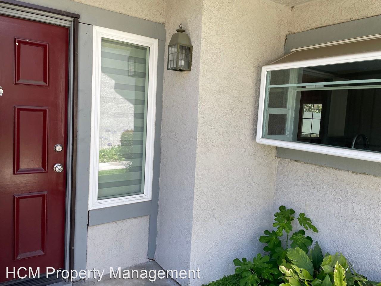 1748 Hoover Pl - Photo 3 of 28