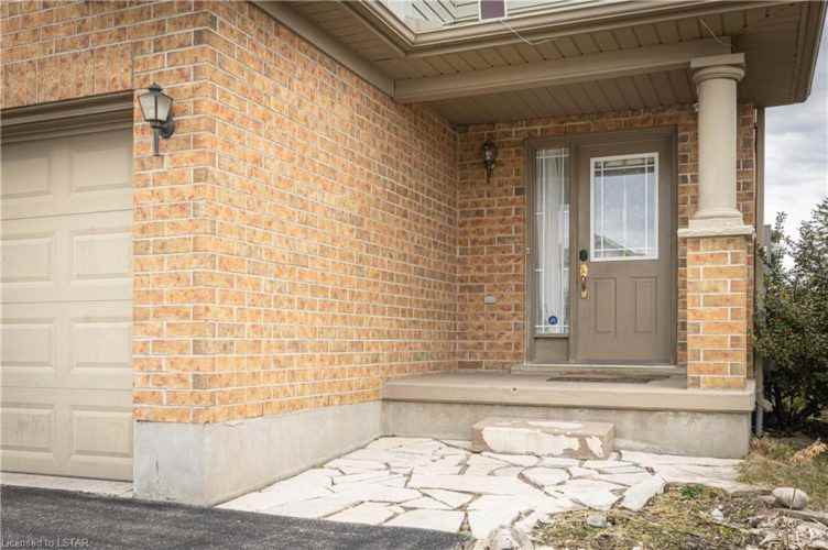 1814 Rollingacres Dr - Photo 2 of 18