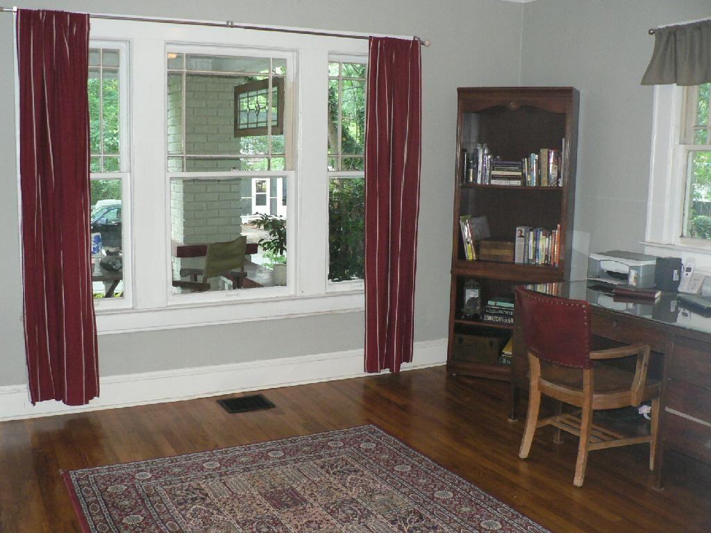 1865 Linwood Ave - Photo 3 of 7