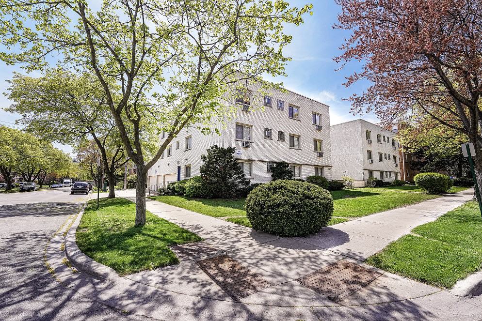 4603-4611 Davis Apartments - Photo 3 of 7