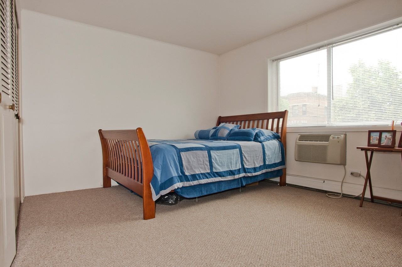 901 Ontario Apartments - Photo 4 of 6