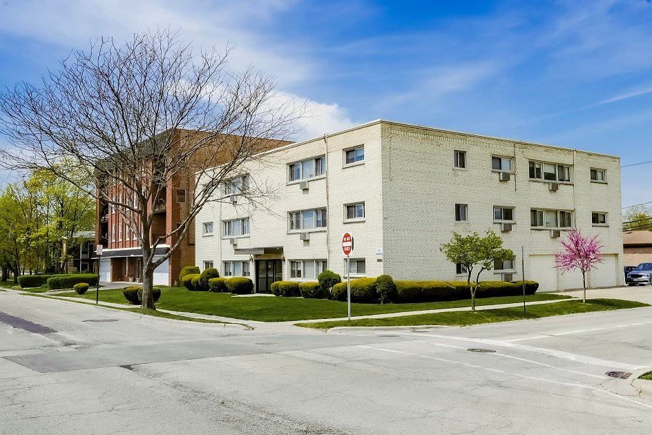 5000 Church Apartments - Photo 7 of 7