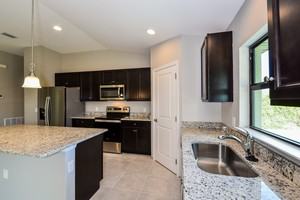 169 Ruthaven Dr - Photo 3 of 15