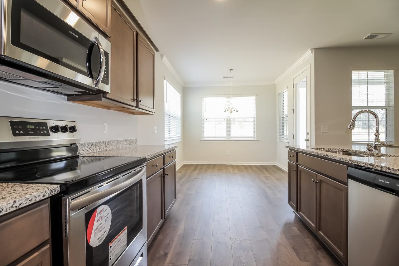 301 Woodgate Way - Photo 2 of 15
