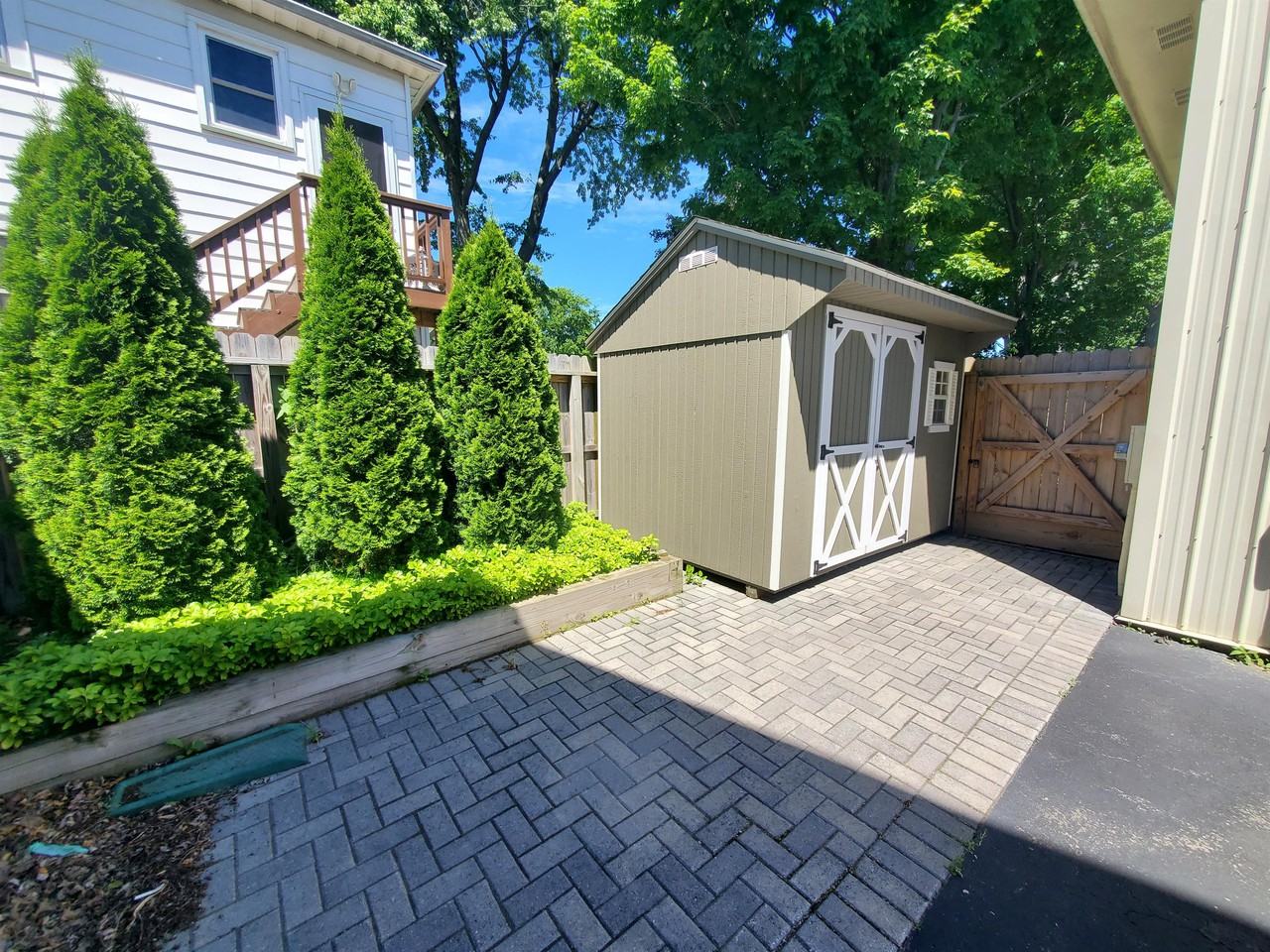 23 Martin St #1 - Photo 4 of 28