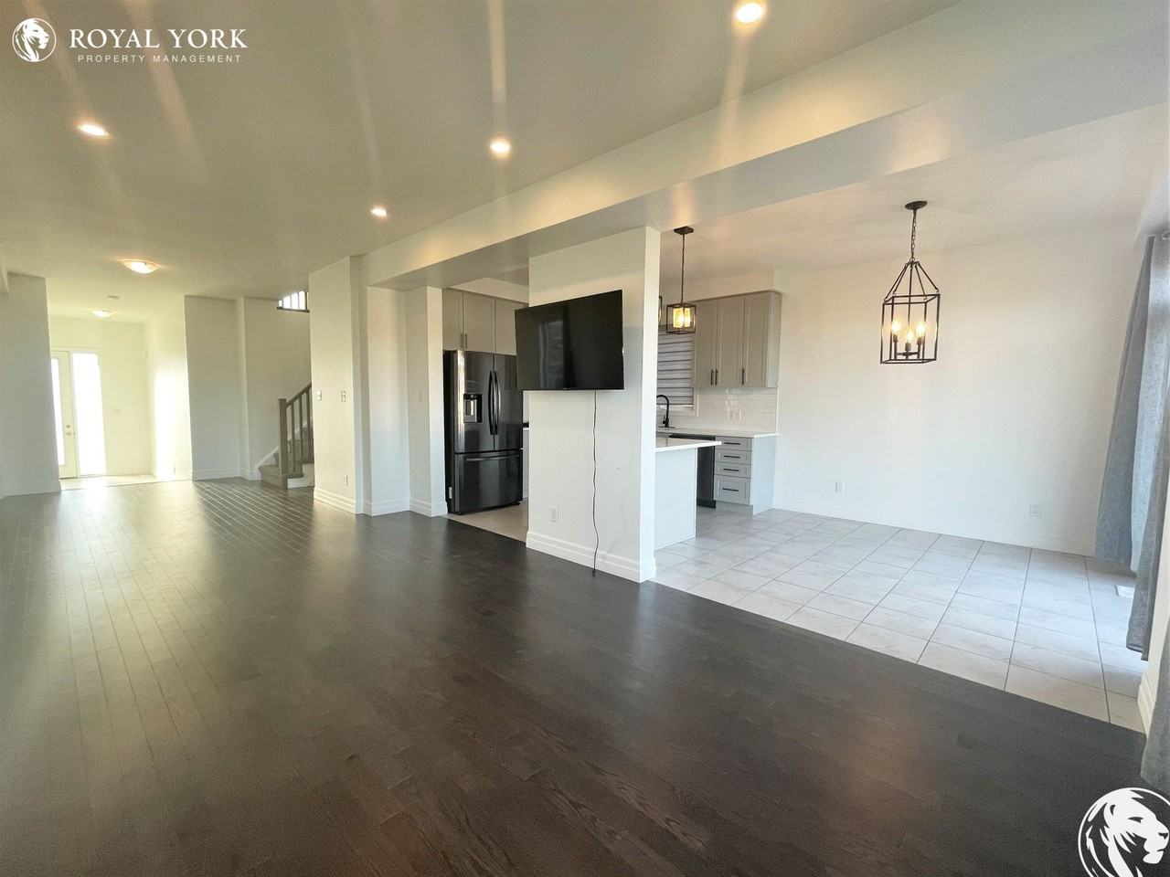 99 Saddlebrook Crt #1 - Photo 2 of 39