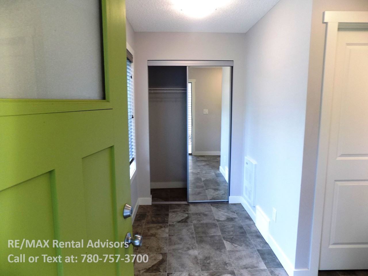 112 Mclaughlin Dr - Photo 3 of 29