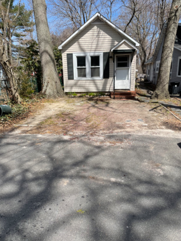 49 Bellrose Rd - Photo 3 of 22