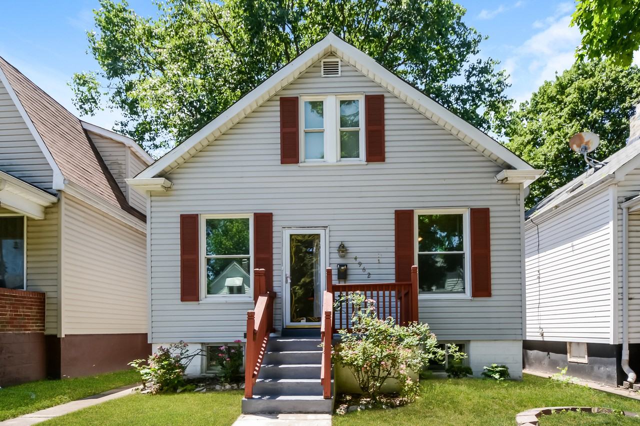 4962 Bonita Ave - Photo 2 of 16