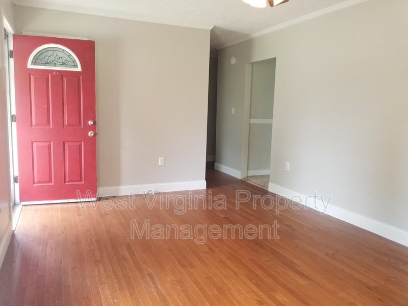 318 Fayette Ave - Photo 2 of 10