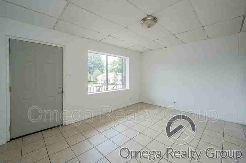 1610 6th Ave S #9 - Photo 6 of 17