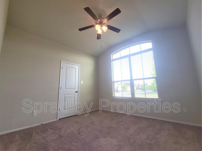 4617 Abergavenny Dr - Photo 6 of 11