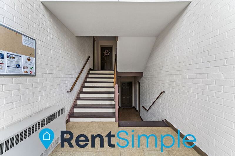 3334 Spring Ln #B40 - Photo 6 of 37
