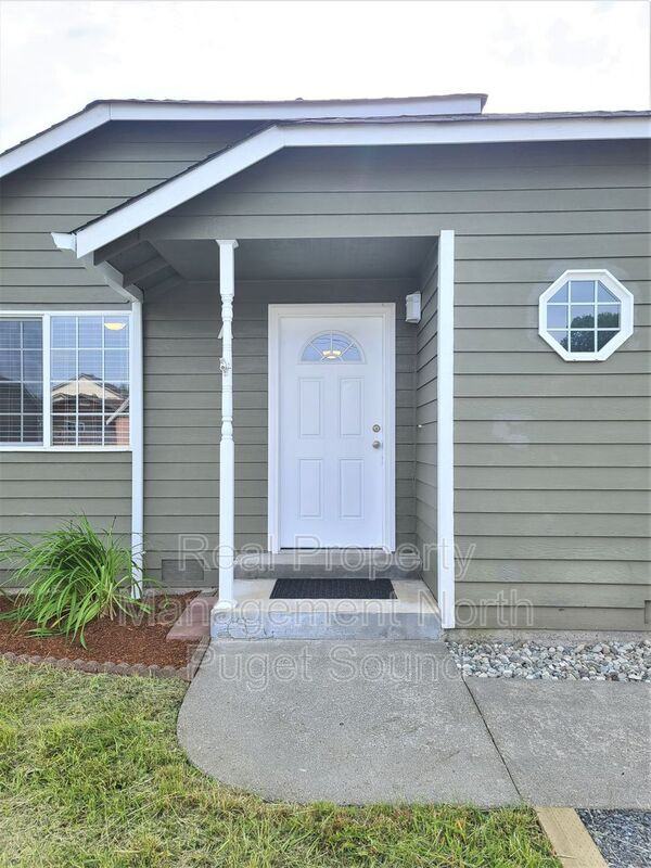 4313 80th St Ne #A - Photo 2 of 20