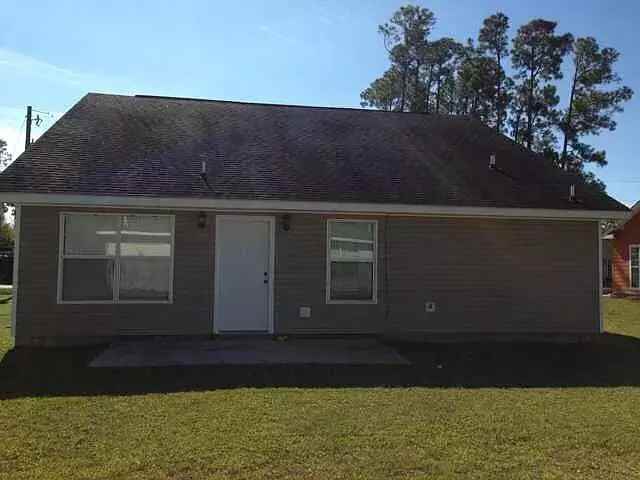212 Dogwood St - Photo 2 of 9