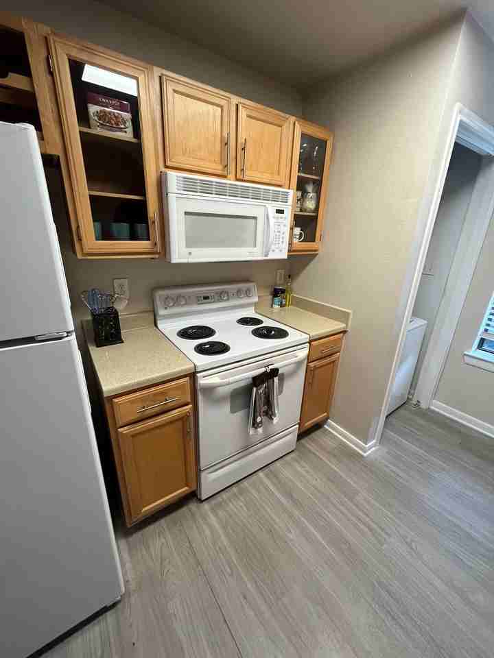 1208 College Parkway - Photo 2 of 25