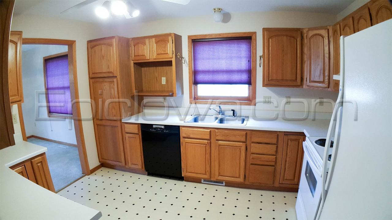 1504 Brookdale Ln Ne #1 - Photo 5 of 23