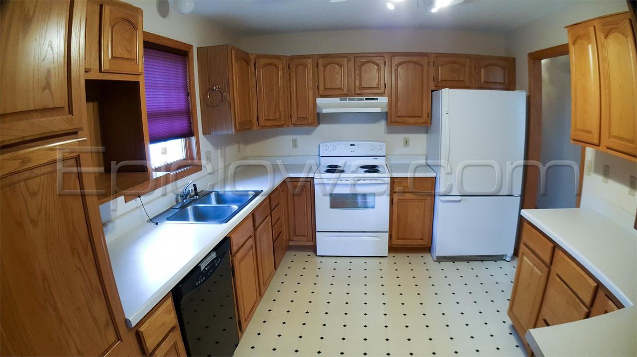 1504 Brookdale Ln Ne #1 - Photo 6 of 23