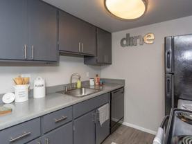 9415 N 99th Ave - Photo 1 of 1