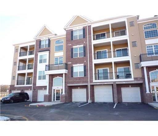 522 Doral Ct - Photo 2 of 9