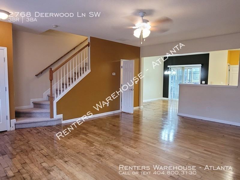 2768 Deerwood Ln Sw - Photo 2 of 20