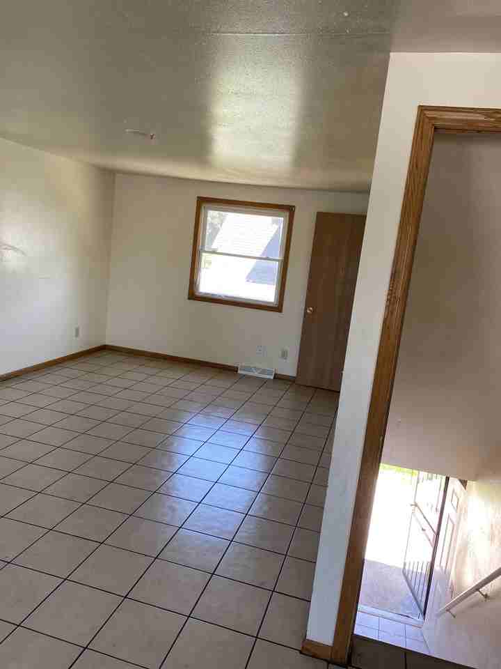 8923 W Carmen Ave #A - Photo 2 of 8