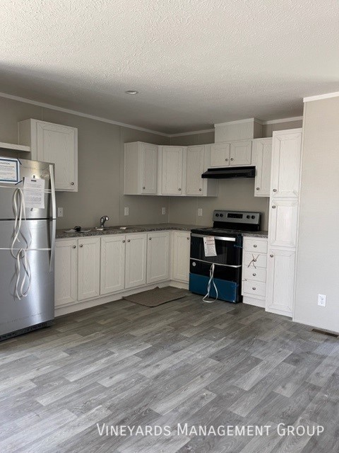 2300 E Philip Ave Trlr 49b #49B - Photo 3 of 7