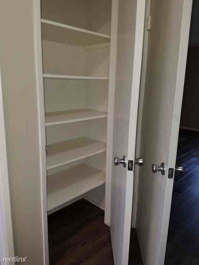 1501 Ivywood Dr - Photo 3 of 14