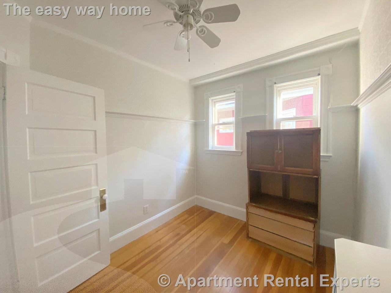 232 Harvard St - Photo 3 of 24