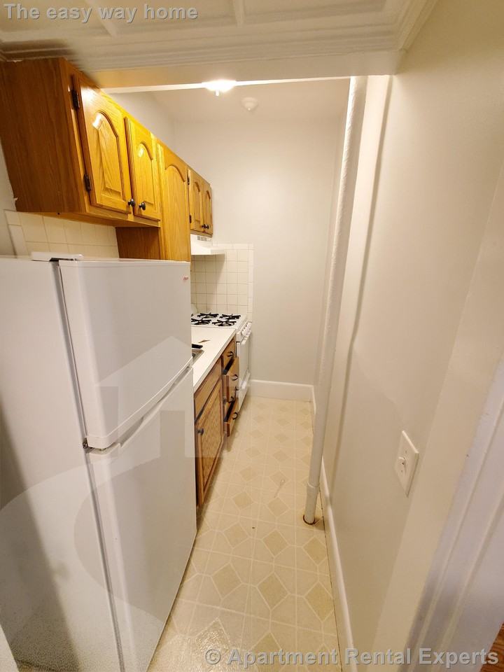 156 Summer St Apt 158 #101 - Photo 4 of 5