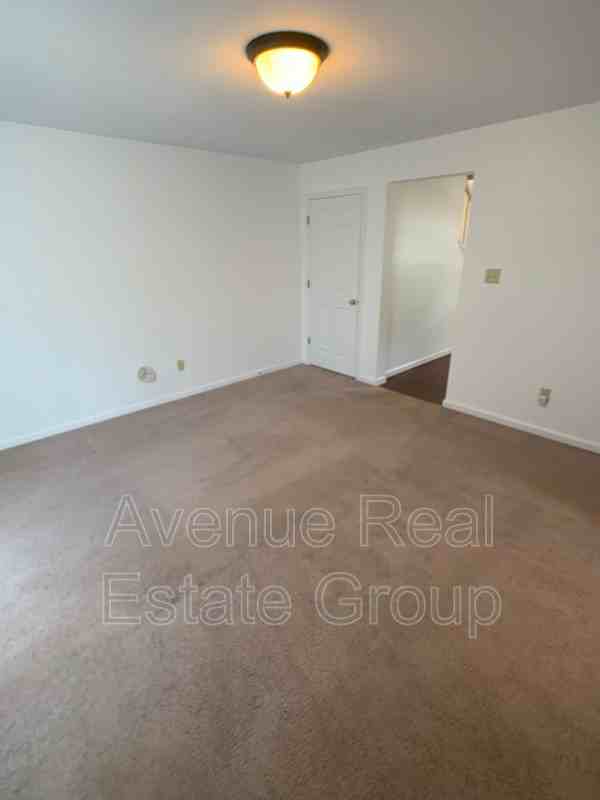 3321 Saint Vincent Ave - Photo 3 of 25